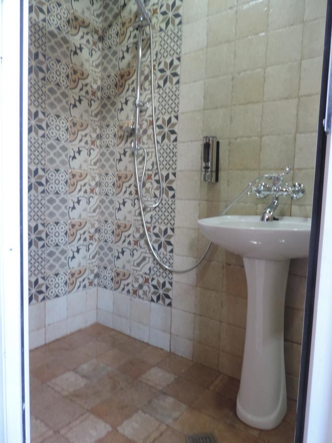 G32 Hotell Tbilisi Exteriör bild